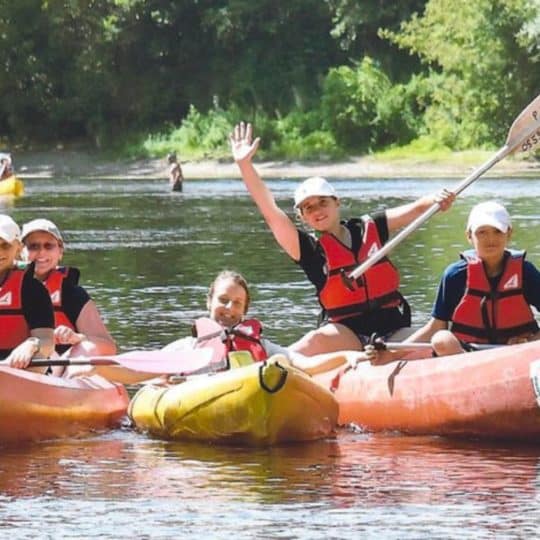 CANOË SUR LA VÉZÈRE EN DORDOGNE